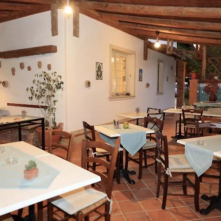 Bed & Breakfast Il Mandorleto 2*