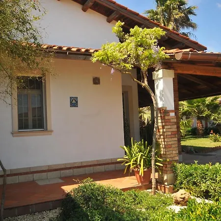 Il Mandorleto Bed & Breakfast 4*